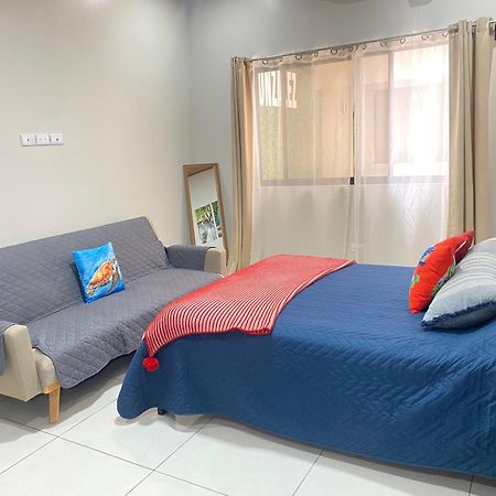 אלאג'ואלה Pura Vida Apartment. 5 Min From Airport מראה חיצוני תמונה