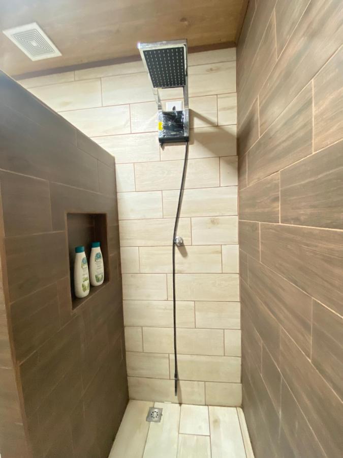 אלאג'ואלה Pura Vida Apartment. 5 Min From Airport מראה חיצוני תמונה