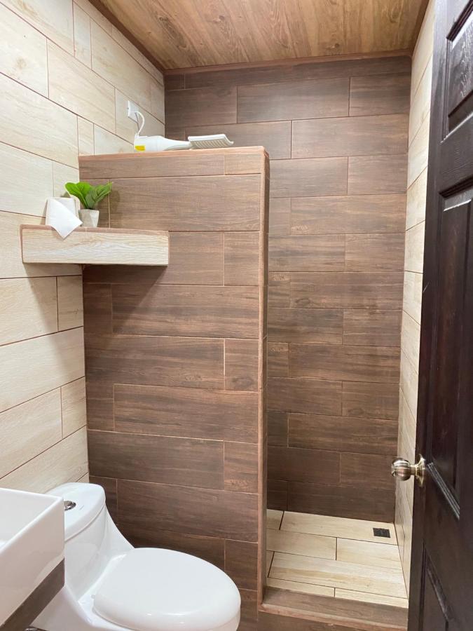 אלאג'ואלה Pura Vida Apartment. 5 Min From Airport מראה חיצוני תמונה